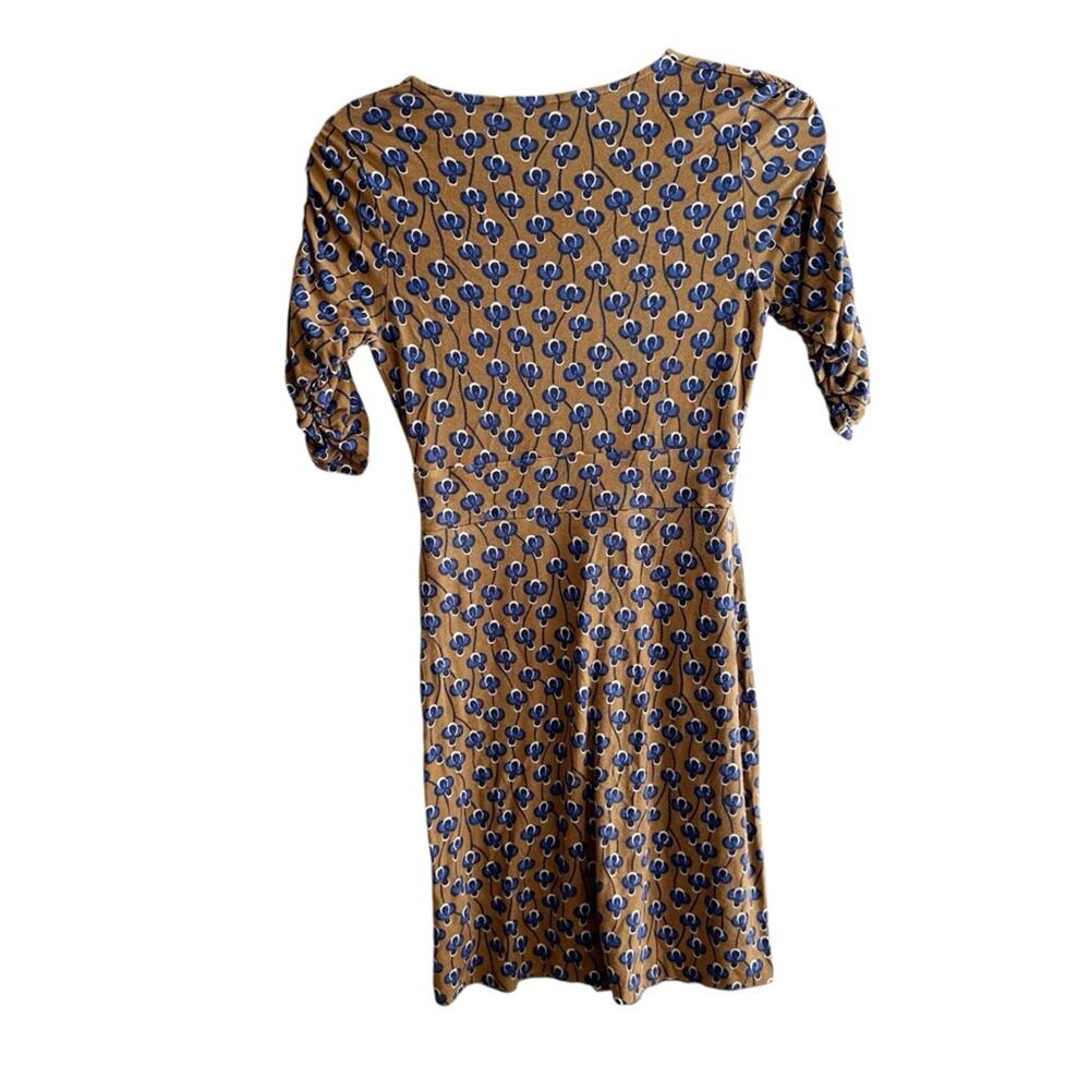 Boden V-Neck Short Floral Jersey Dress - Picture 7 of 7